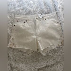 NWT AMERICAN EAGLE embroidered White High-Waisted Jean shorts cotton